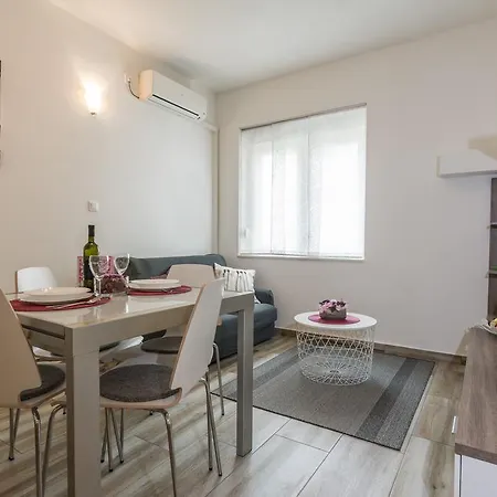 Melita Center Apartment Zadar Exterior photo