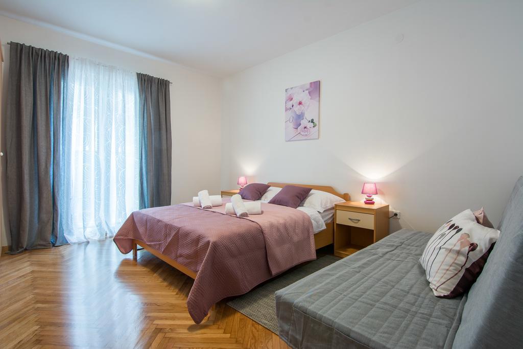 Apartment Melita Center *